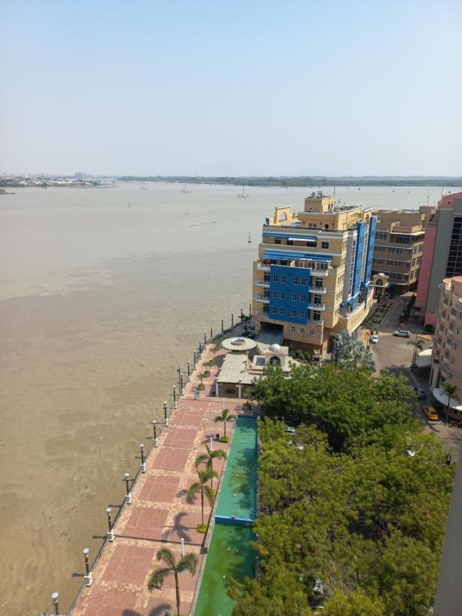 Suites Emporium Guayaquil Exterior foto