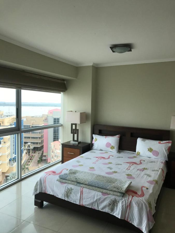 Suites Emporium Guayaquil Exterior foto
